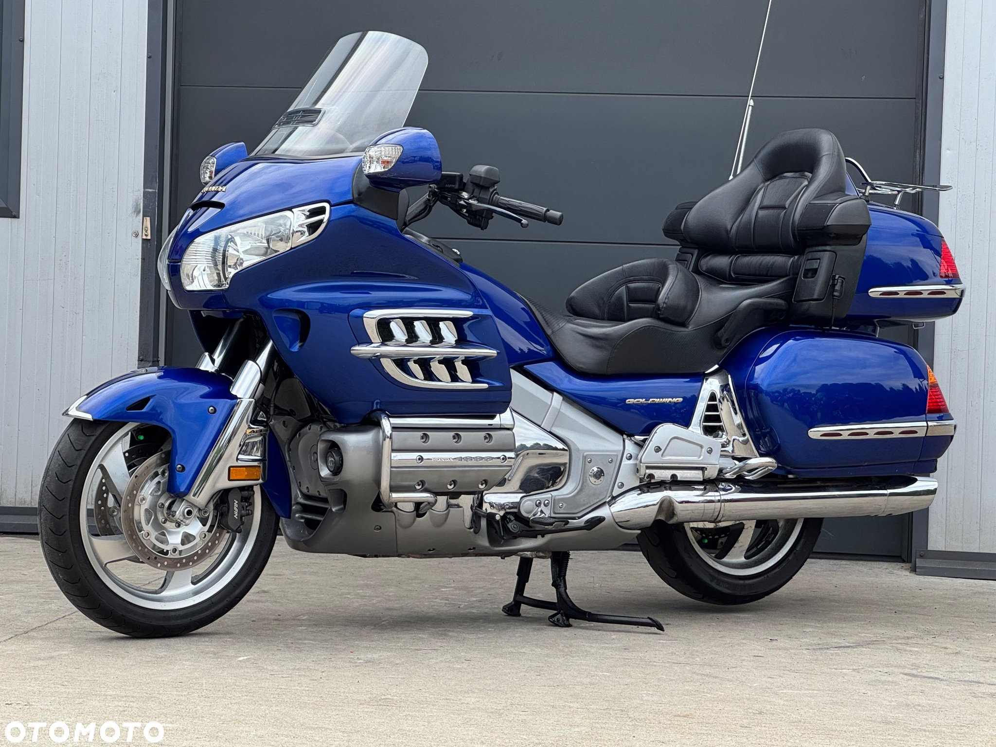 Honda GL - 25