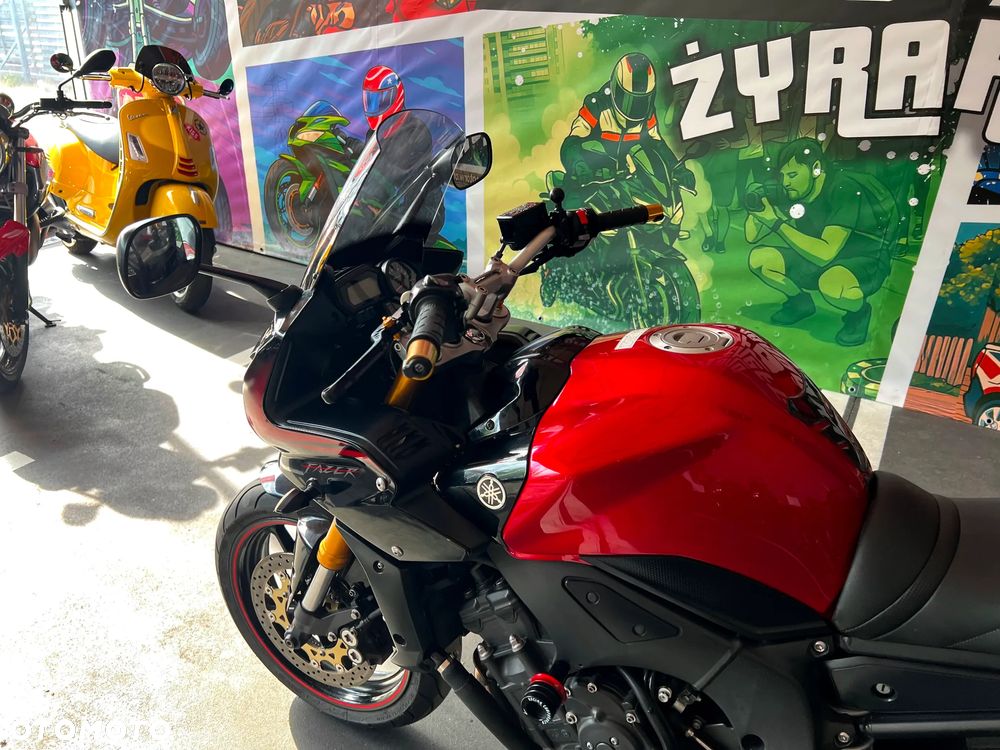 Yamaha FZ - 17