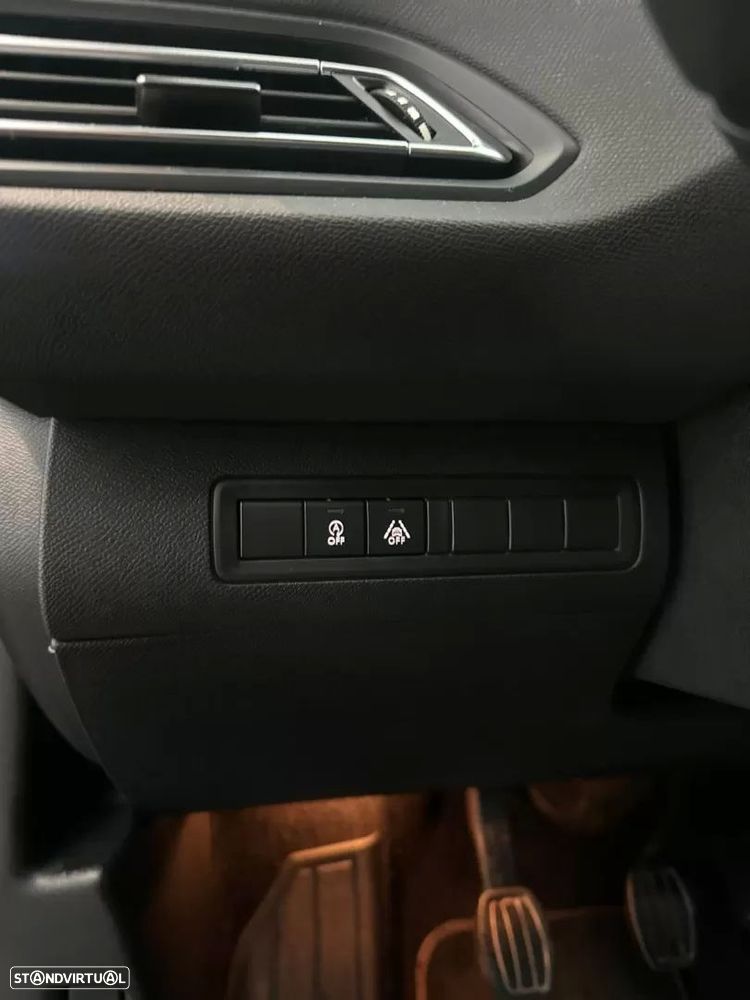 Peugeot 308 1.2 PureTech GT Line - 20