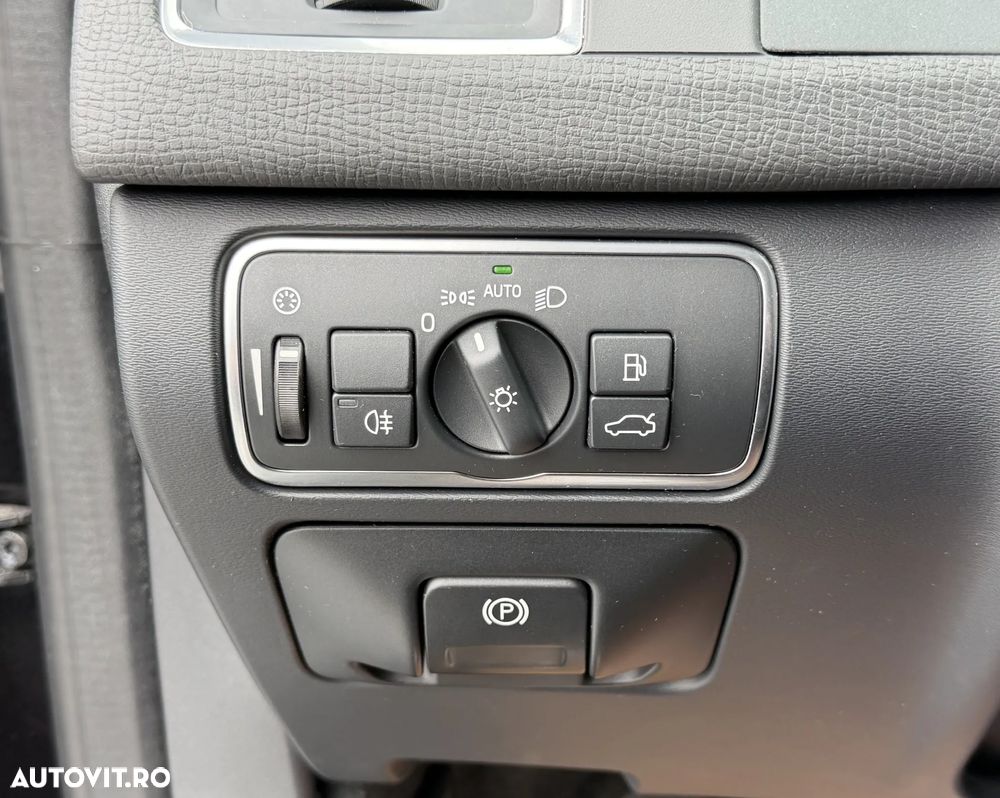 Volvo XC 60 D3 Geartronic Summum - 25