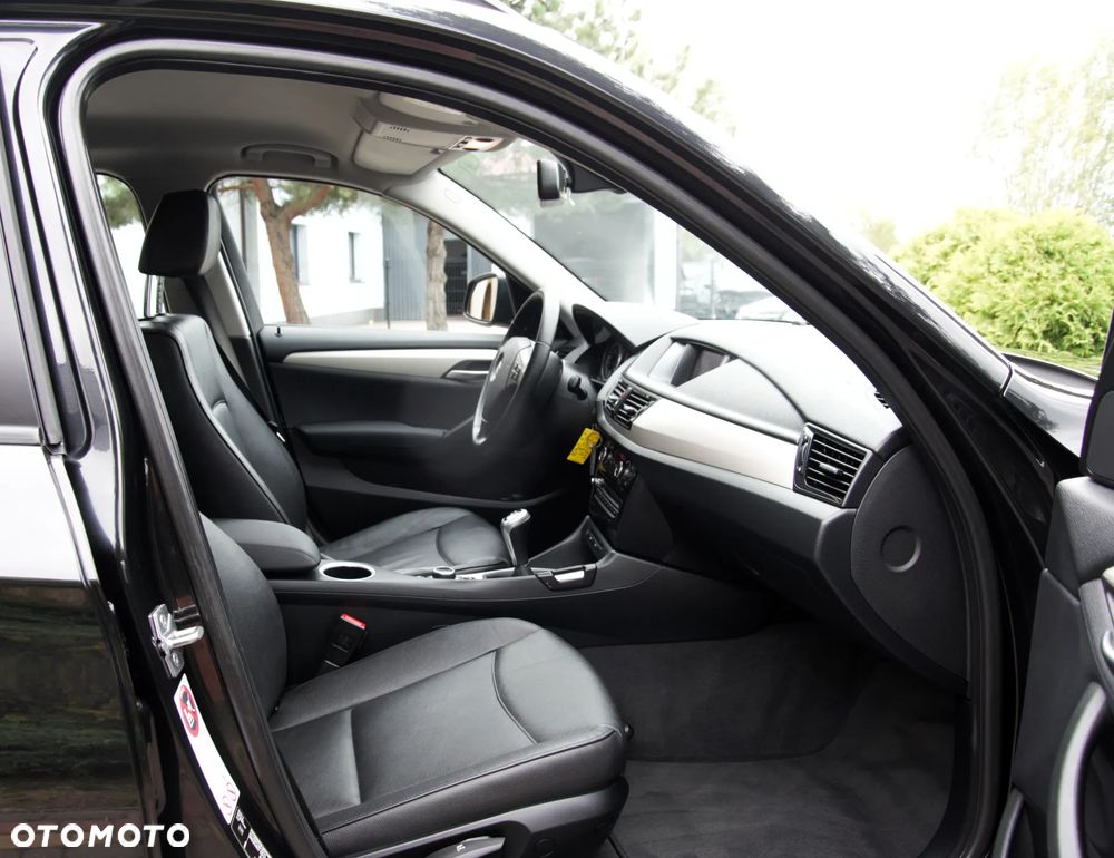 BMW X1 sDrive18d xLine - 8