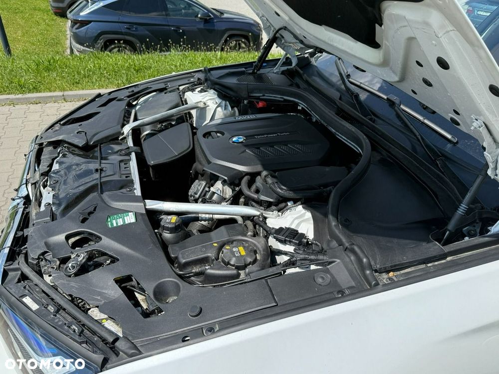BMW Seria 5 520d Luxury Line sport - 11