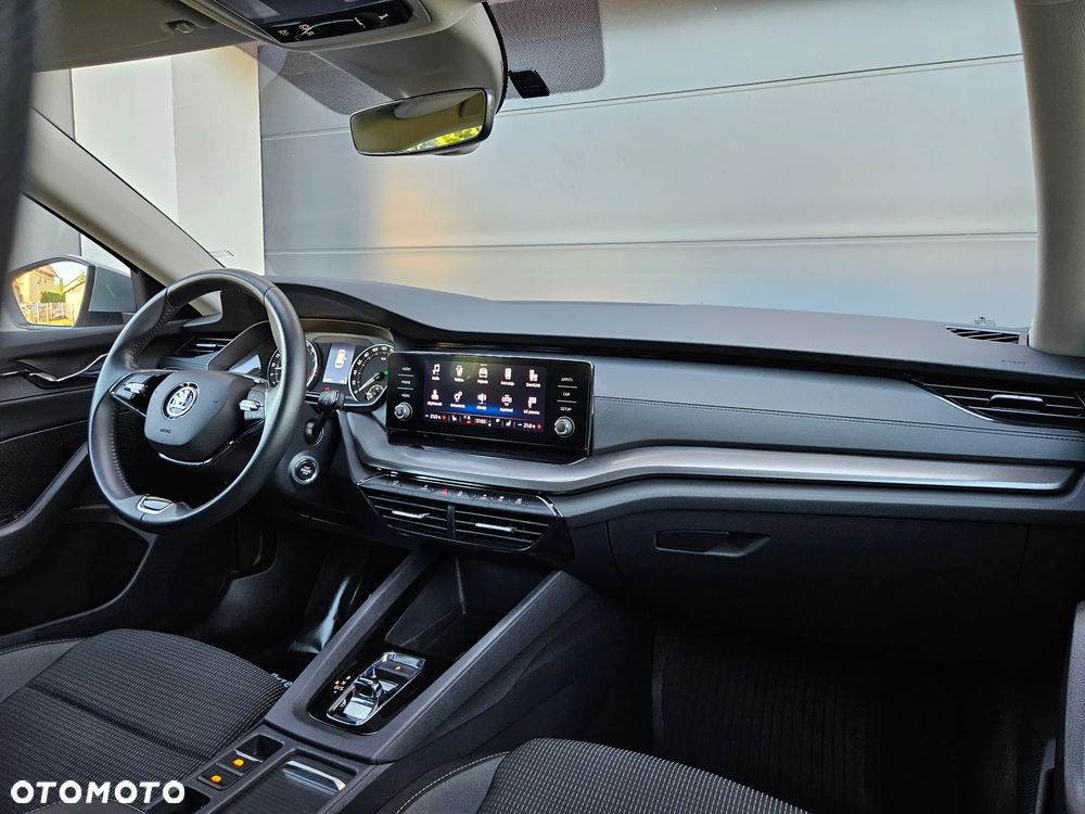 Skoda Octavia 2.0 TDI Ambition DSG - 27