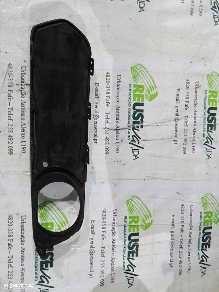 Grelha P/Choques Fr Farol Nevoeiro Esq Bmw 1 (F20) - 2