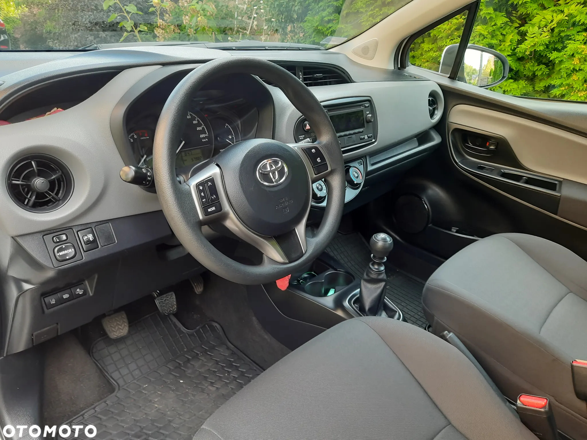 Toyota Yaris 1.5 Active - 8