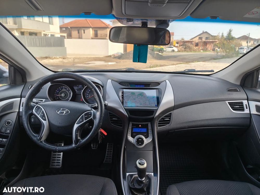 Hyundai Elantra 1.6 MPi - 6