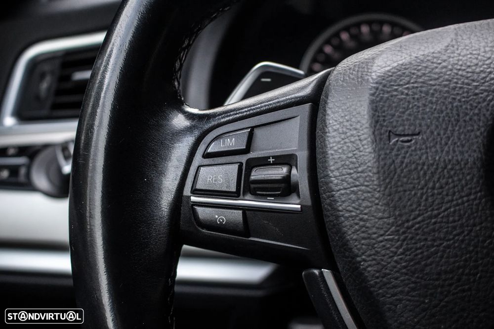 BMW 520 Gran Turismo d Line Luxury - 14