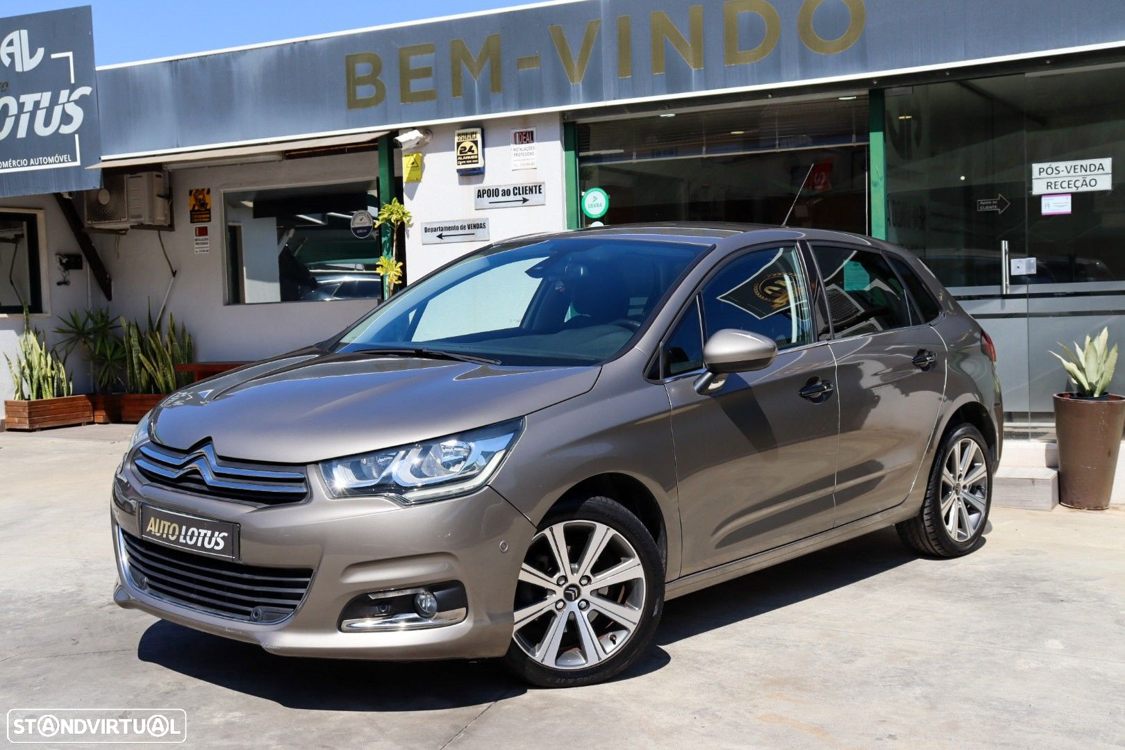 Citroën C4 1.2 PureTech Shine EAT6 - 3