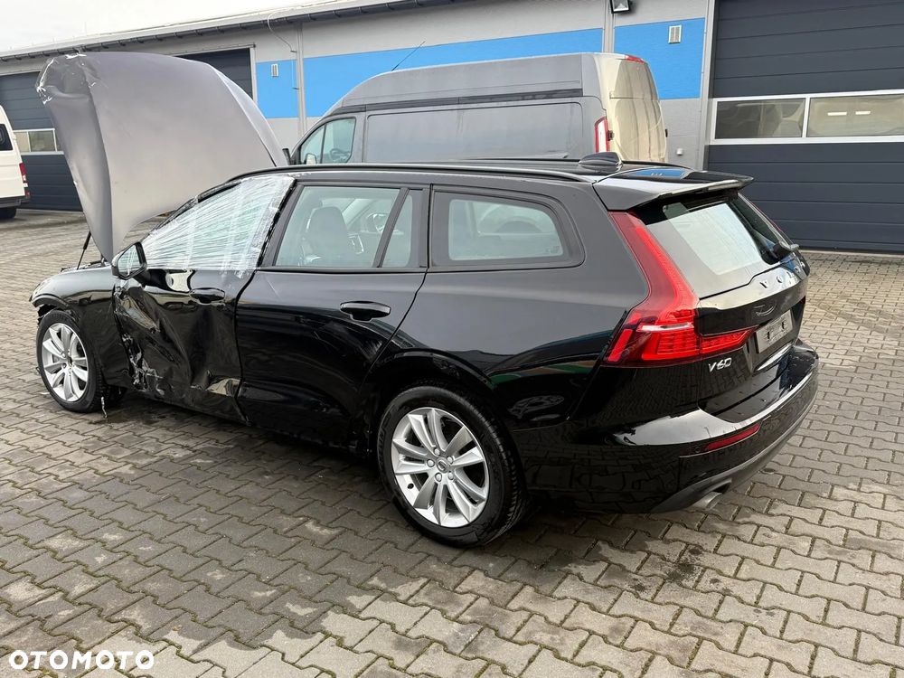 Volvo V60 D3 Momentum - 33
