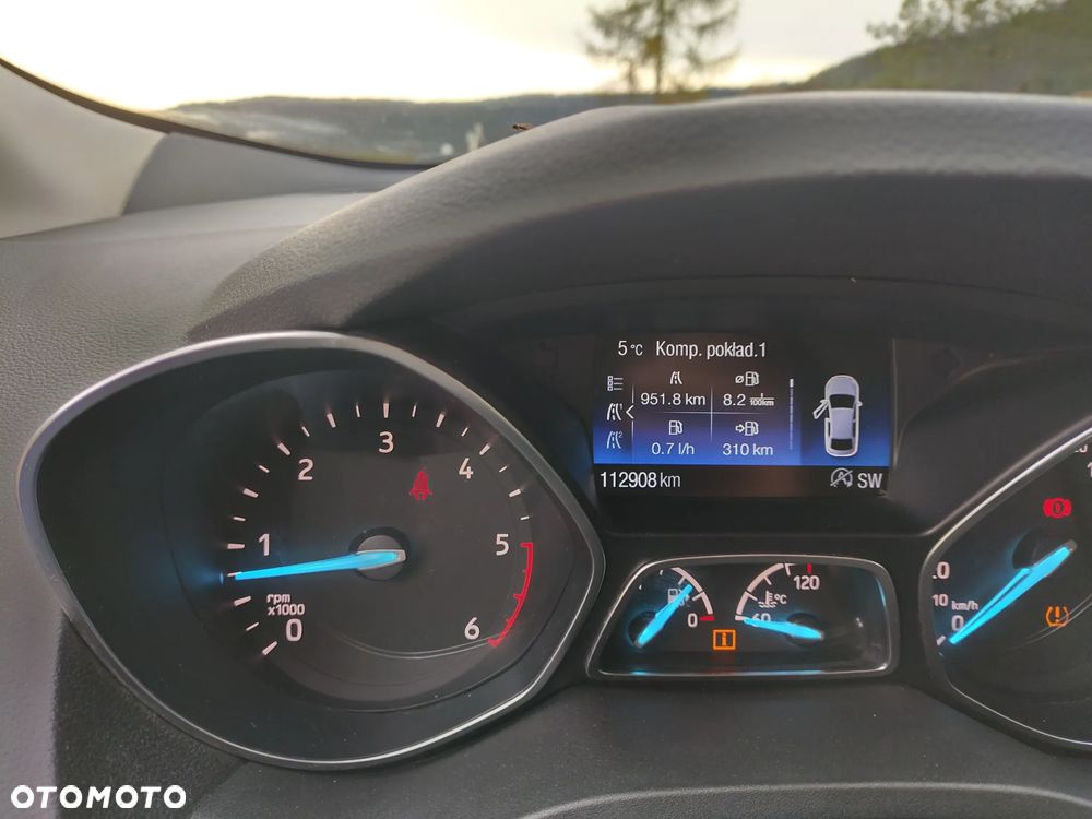 Ford Kuga 2.0 TDCi 4x4 Trend - 26