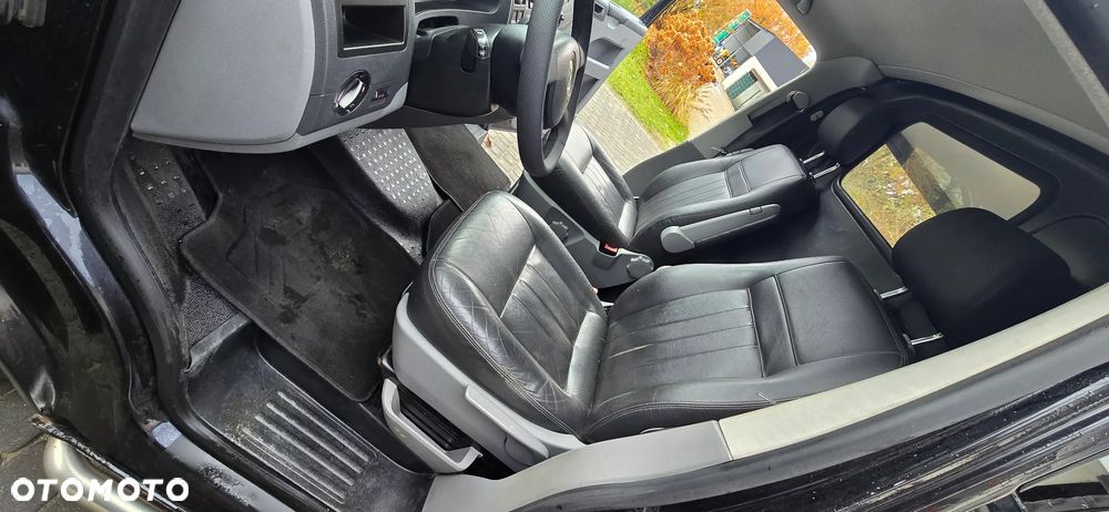 Volkswagen Transporter T5 Long - 10