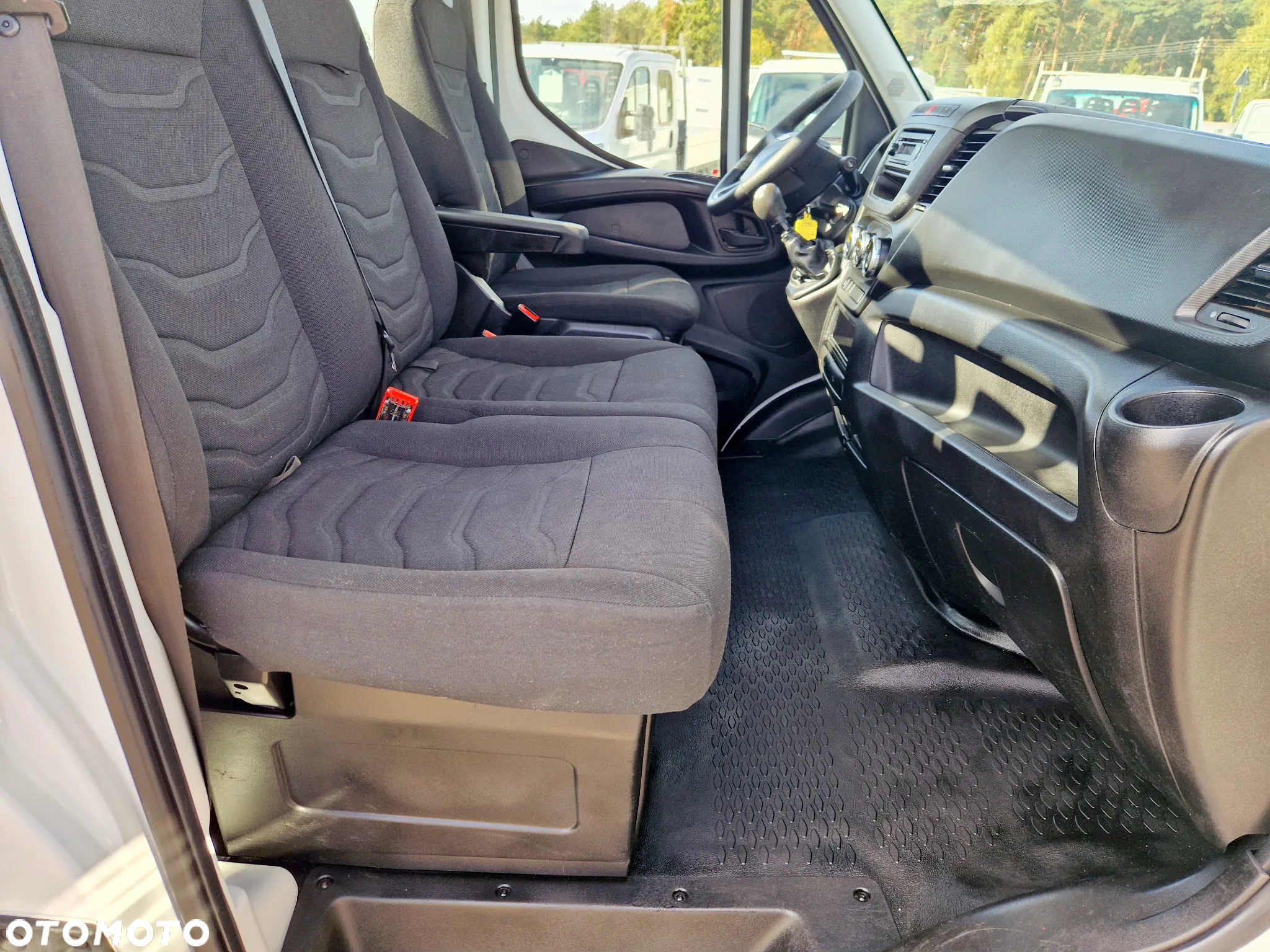 Iveco 35S15 2.3 HPI 150 KONNA SKRZYNIA 4,2M DO 3,5T GWARANCJA KLIMATYZACJA - 15