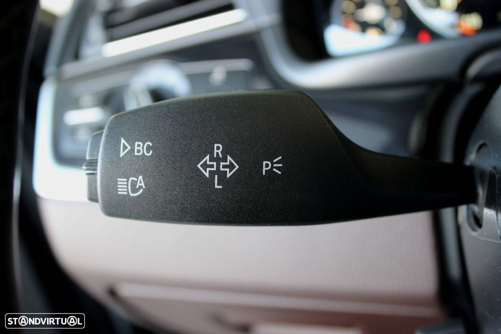 BMW 535 d xDrive Pack M Auto - 23