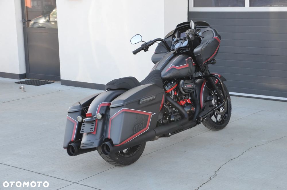 Harley-Davidson Touring Road Glide - 29