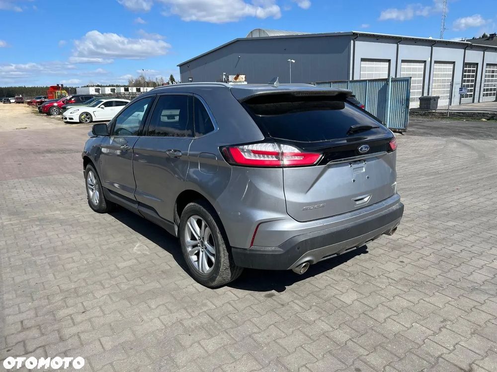 Ford Edge - 4