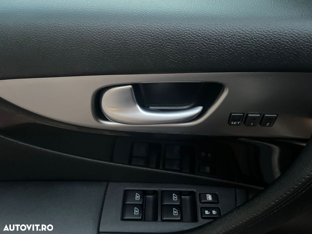 Infiniti FX 30 FX30d AWD Aut. S - 21