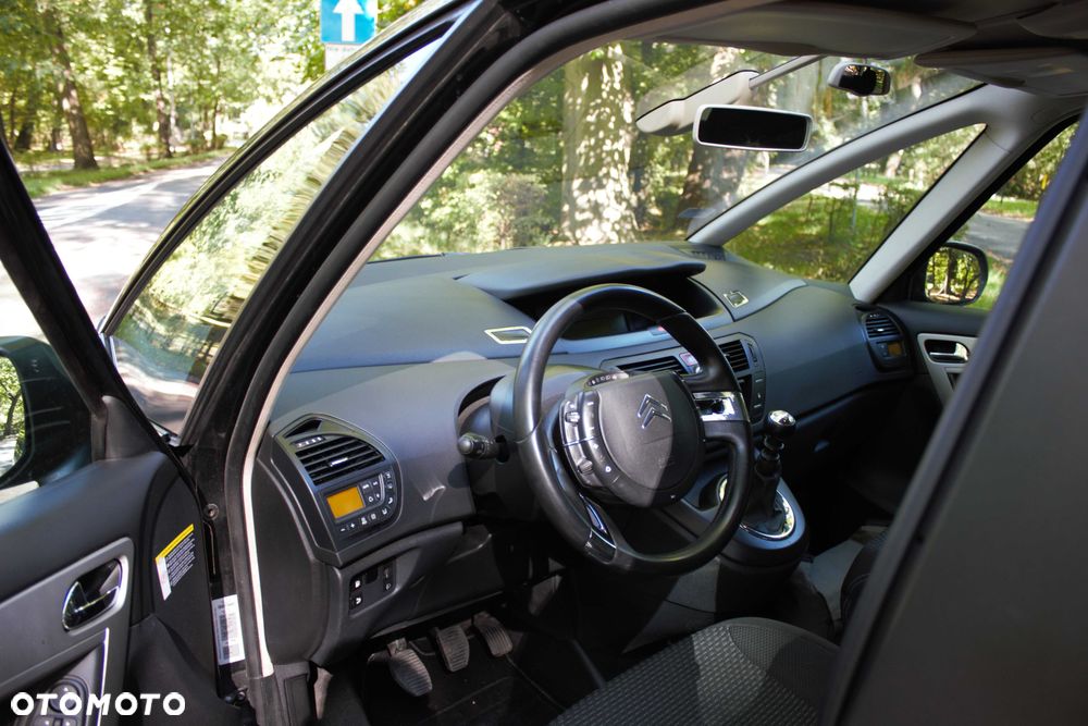 Citroën C4 Picasso - 8
