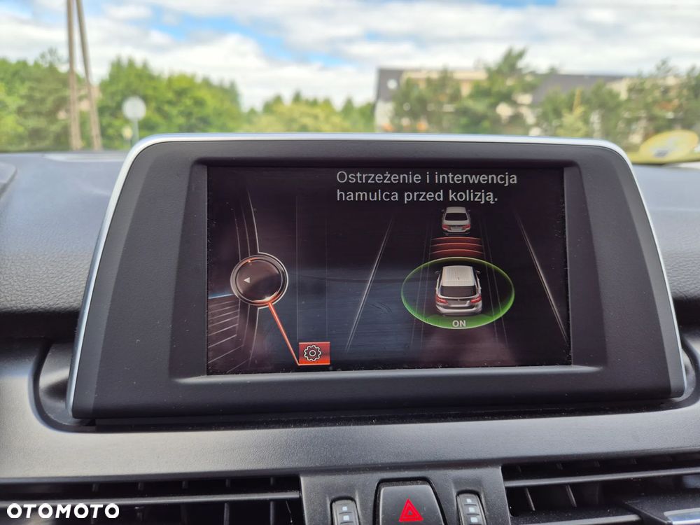 BMW Seria 2 218d Sport-Aut Luxury Line - 32