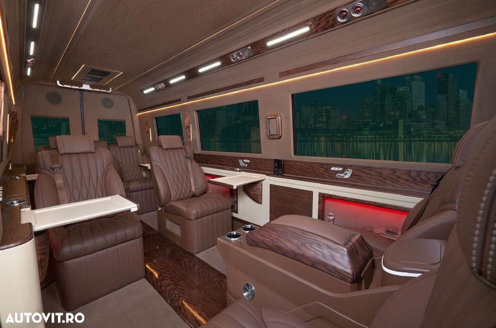 Mercedes-Benz Sprinter 906.235 7GTronic - 14