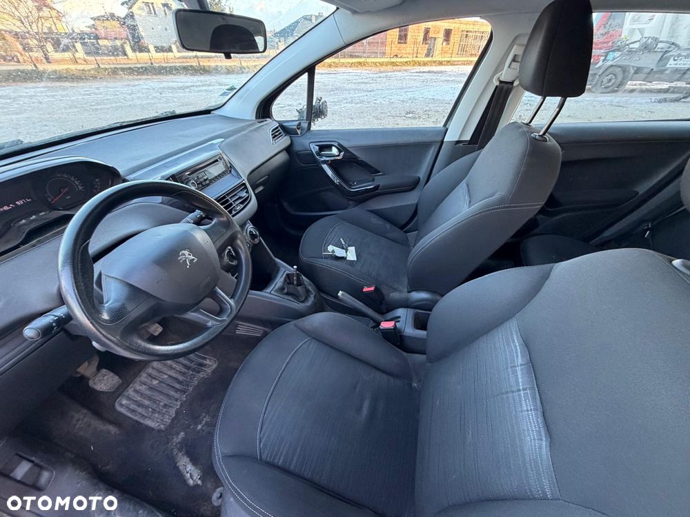 Peugeot 208 HDi 68 Like - 10