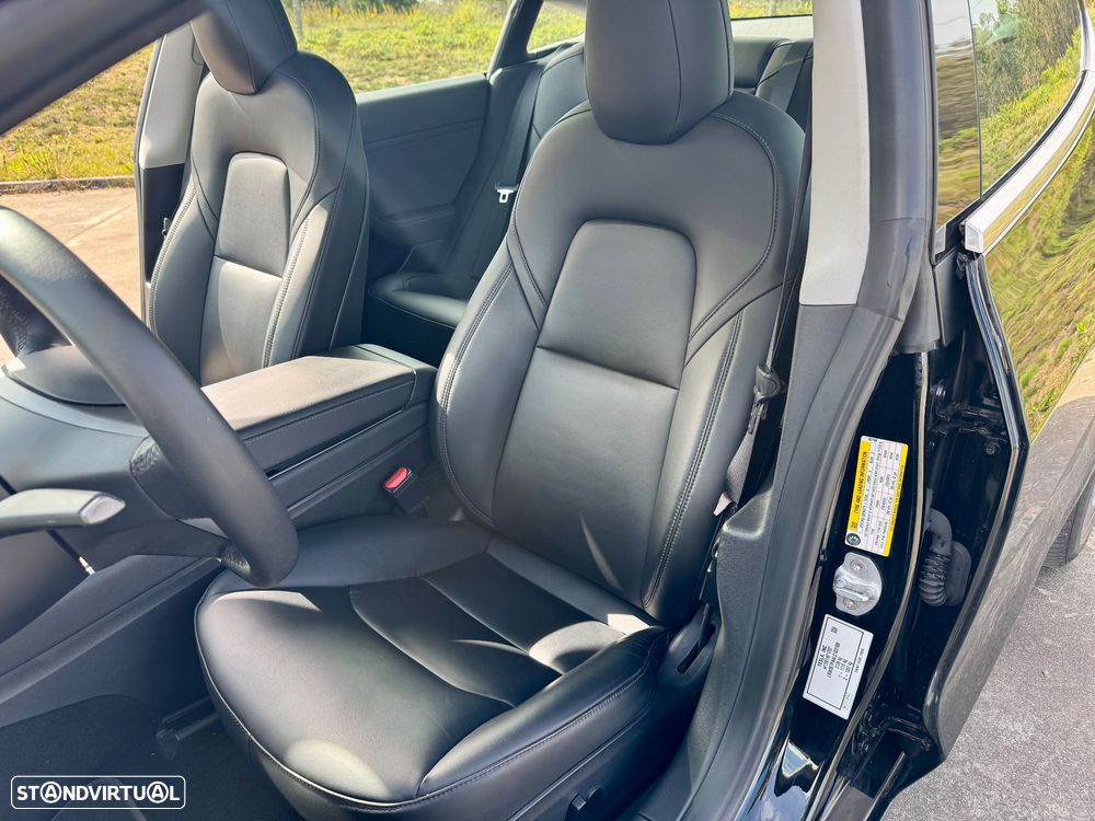 Tesla Model 3 Standard Range Plus RWD - 32