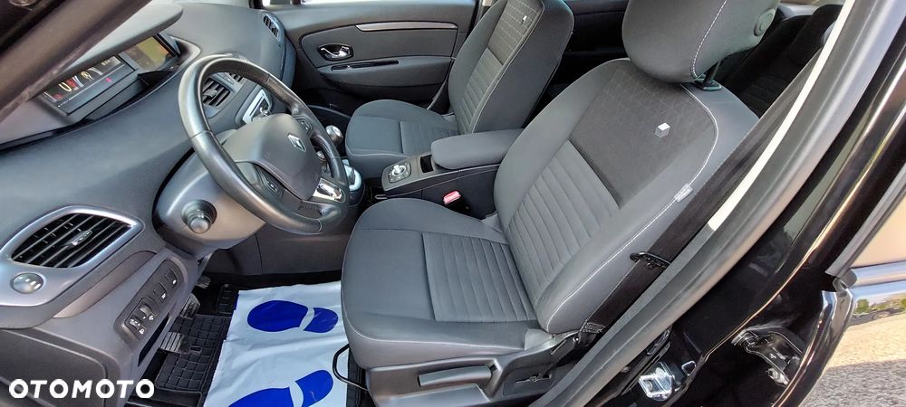 Renault Scenic 1.5 dCi Bose - 23