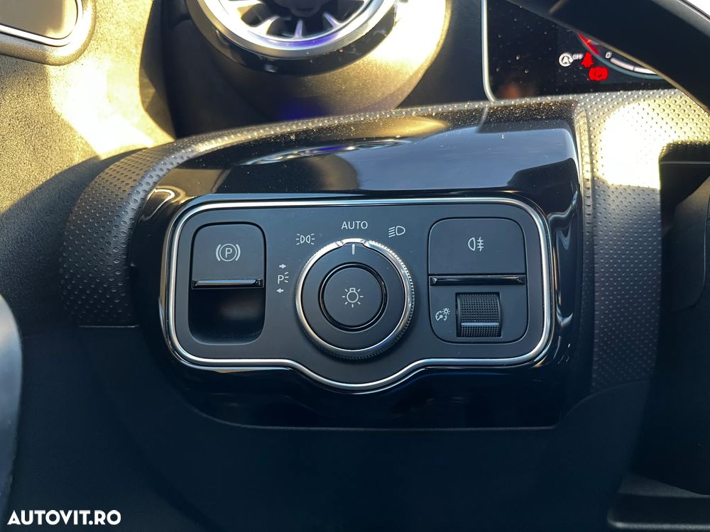 Mercedes-Benz CLA 250 4MATIC SB Aut. - 19