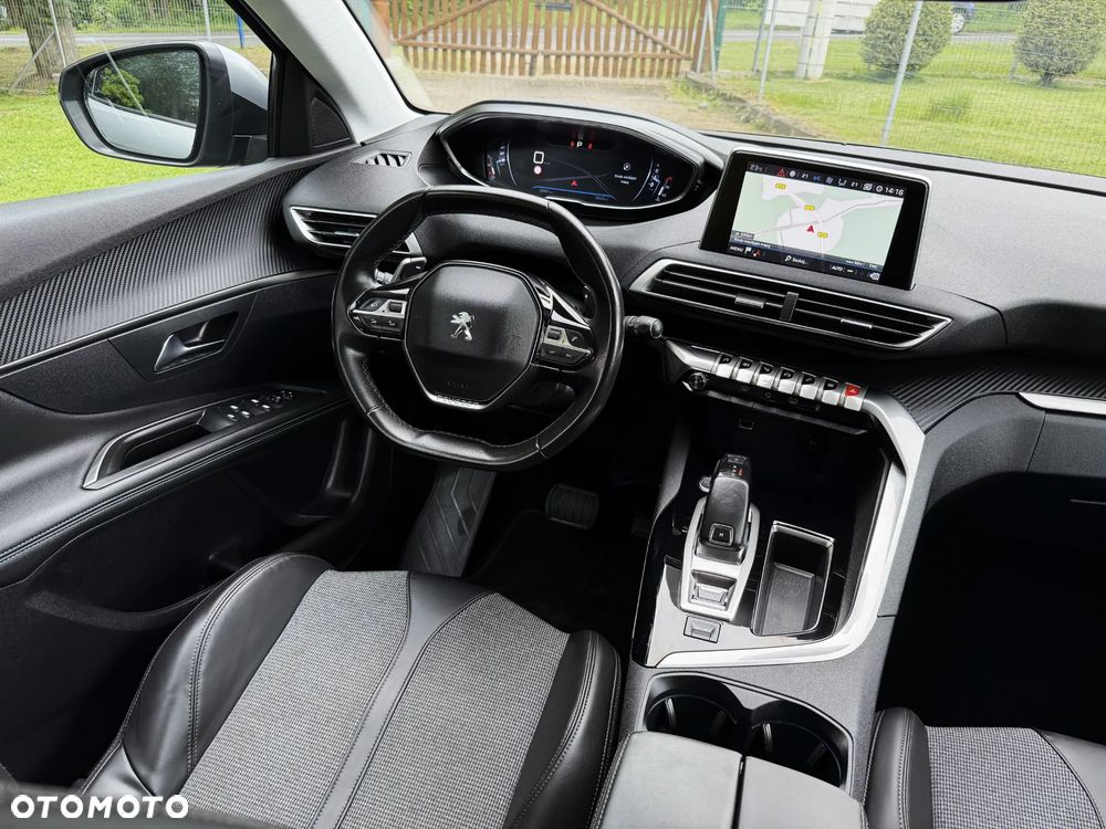 Peugeot 3008 PureTech 130 Stop & Start GPF EAT8 Allure - 13