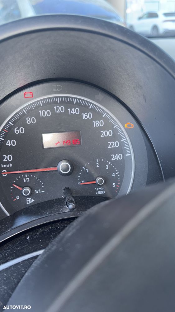 Volkswagen New Beetle 1.6 - 7