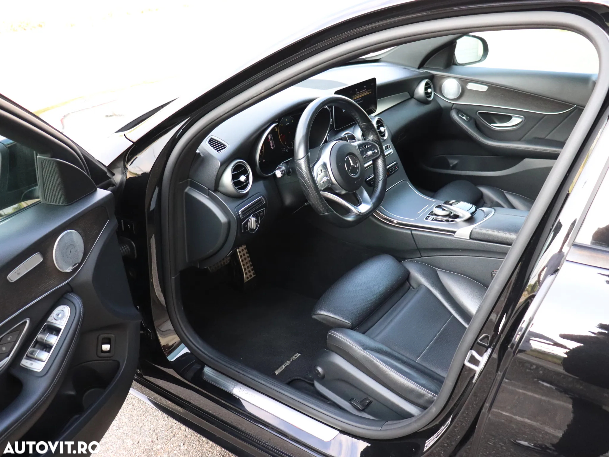 Mercedes-Benz C 220 d 4Matic 9G-TRONIC AMG Line - 3