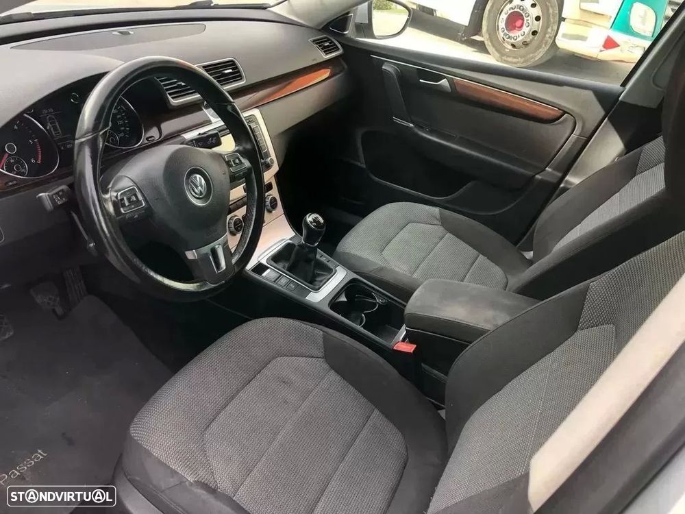 VW Passat 2.0 TDI Highline - 5