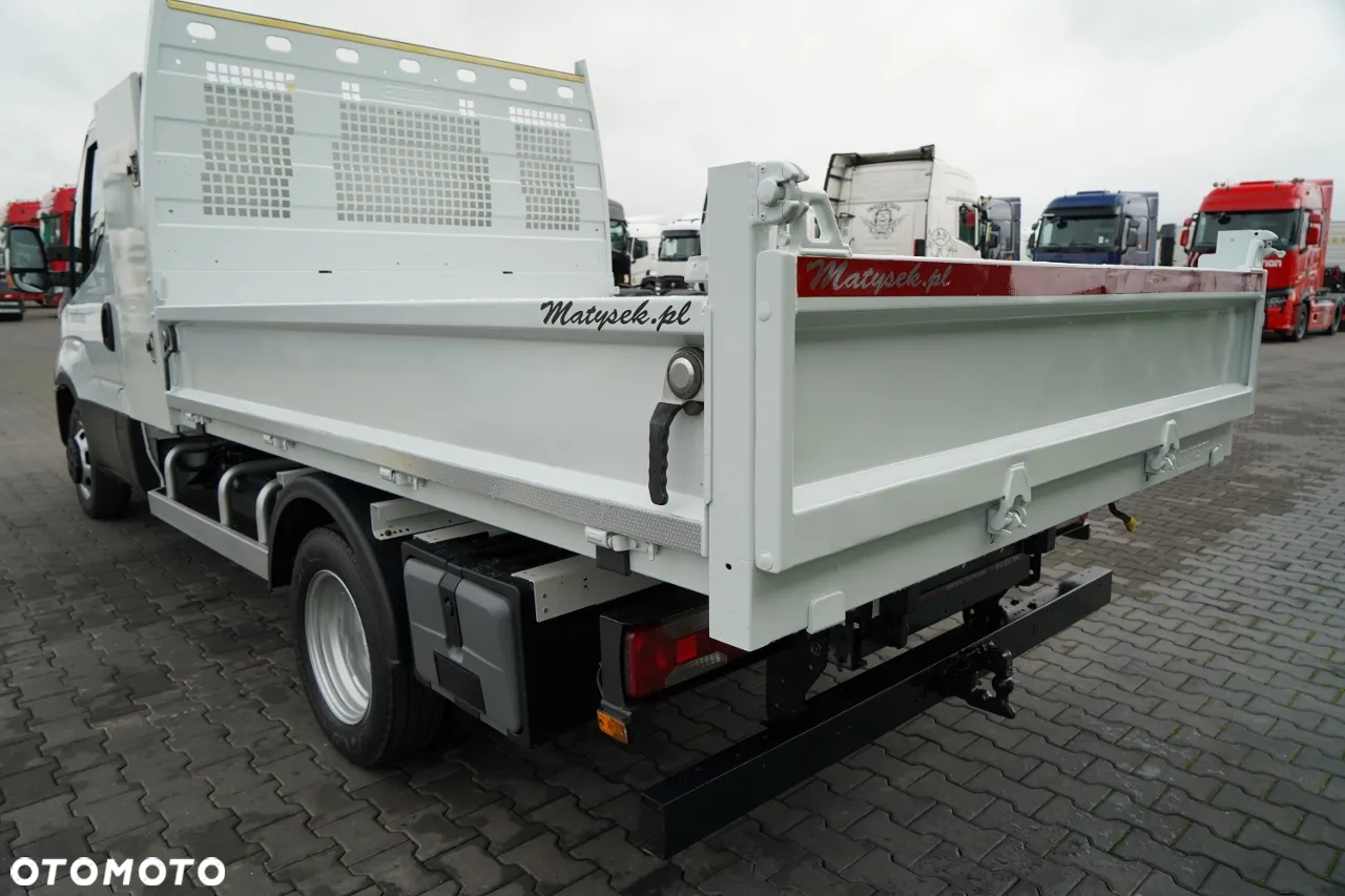 Iveco DAILY 35-140 / WYWROTKA TYLNOZSYPOWA / BLIŹNIAK / SKRZYNIA NARZĘDZIOWA / HAK / MANUAL / 3 OSOBOWY / SPROWADZONY / PO KONTRAKCIE SERWISOWYM - 17