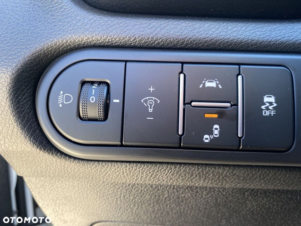 Kia XCeed - 19