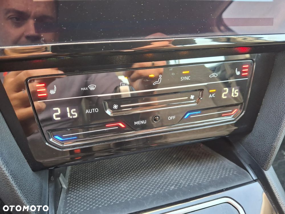Volkswagen Passat 1.5 TSI ACT mHEV Trend DSG - 28