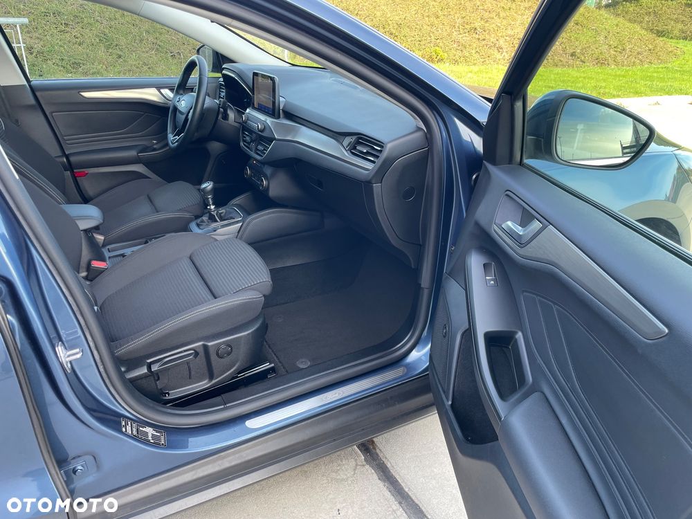 Ford Focus 1.0 EcoBoost STart-Stopp-System TITANIUM - 18