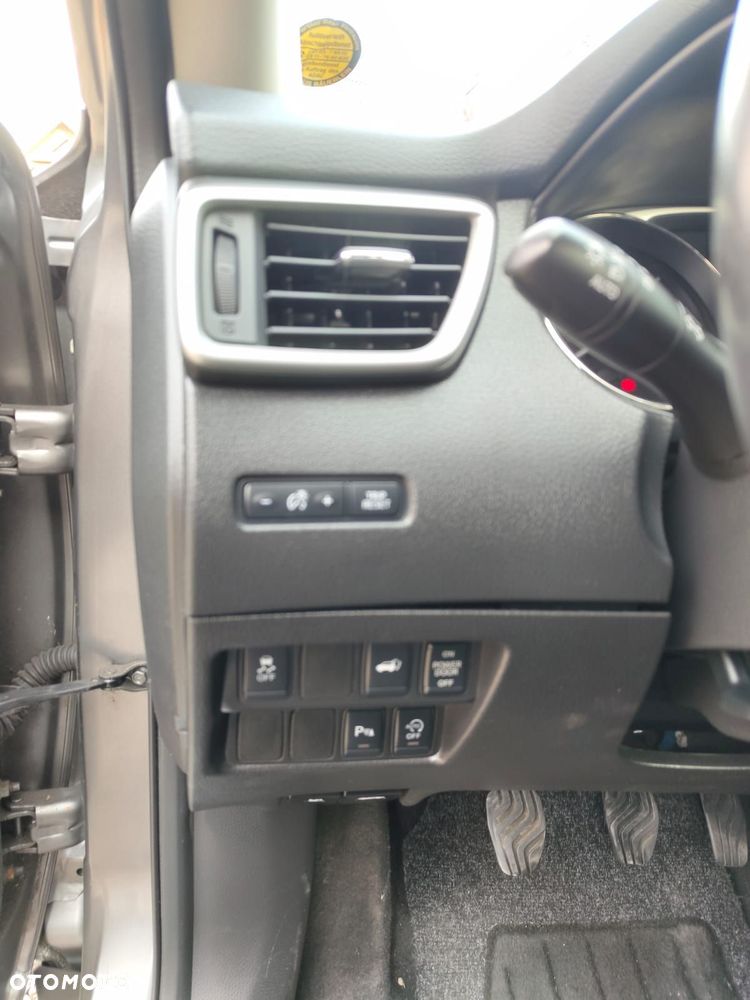 Nissan X-Trail 1.6 DCi Tekna - 25