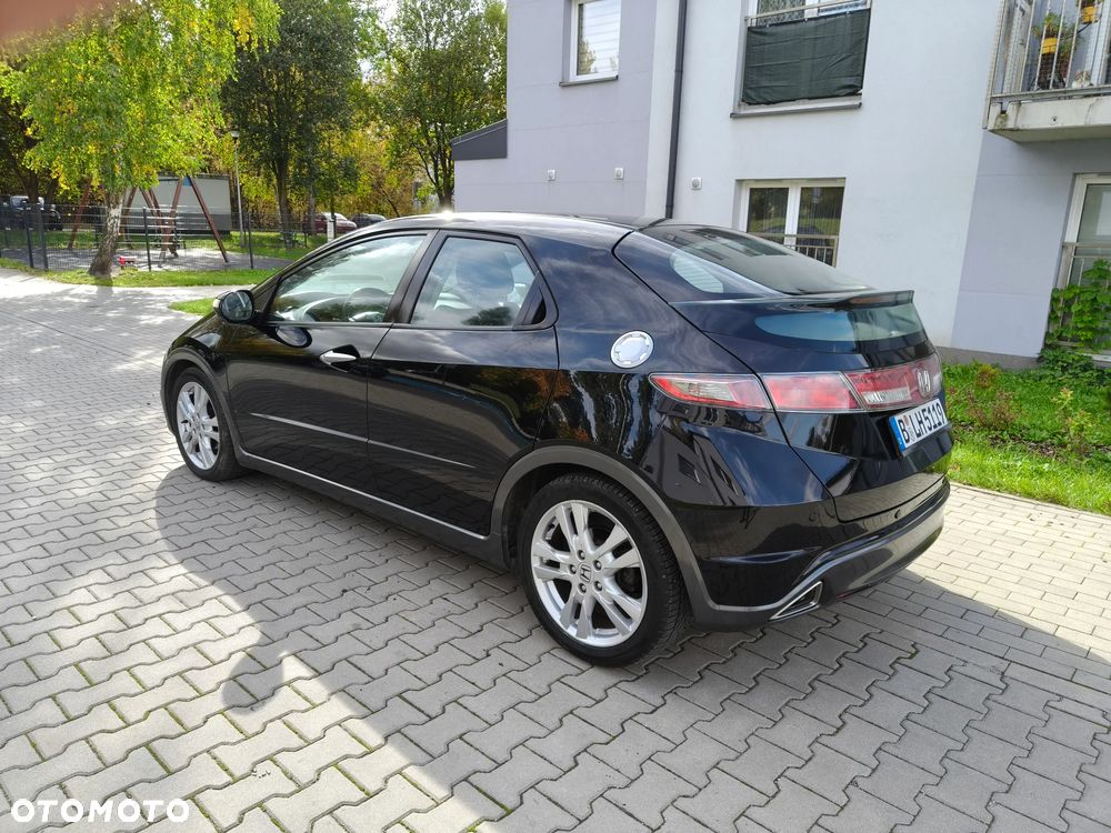 Honda Civic 1.8i-VTEC Sport - 4