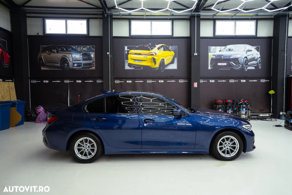 BMW Seria 3 318d Aut. - 11