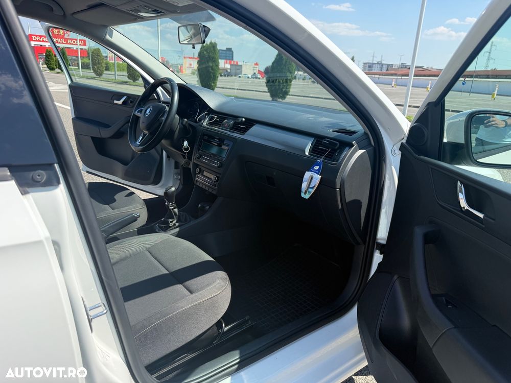 Skoda RAPID 1.2 TSI Elegance - 19