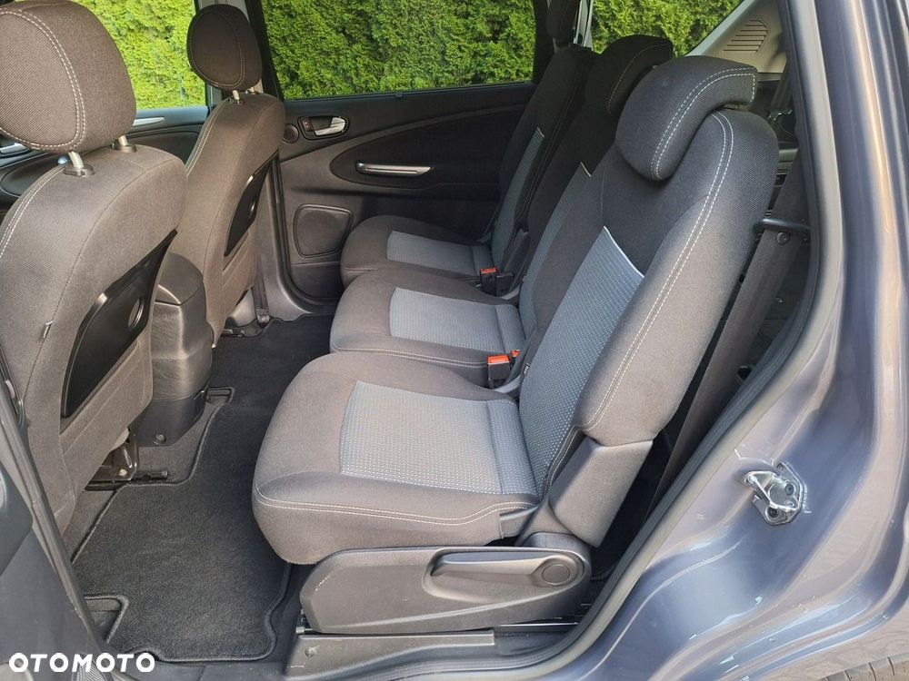 Ford S-Max 2.0 TDCi DPF Titanium - 16