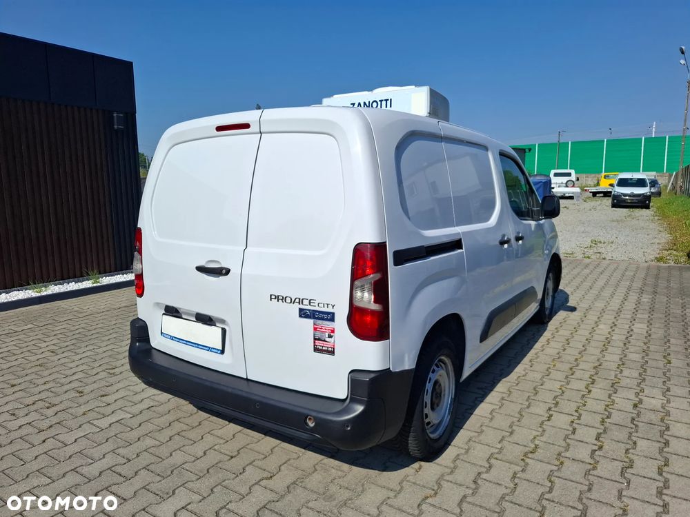 Toyota Proace city - 13