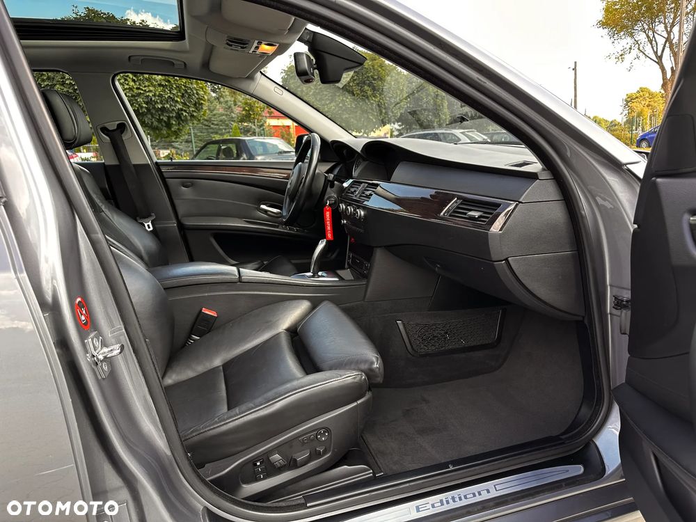 BMW Seria 5 530d Edition Exclusive - 16