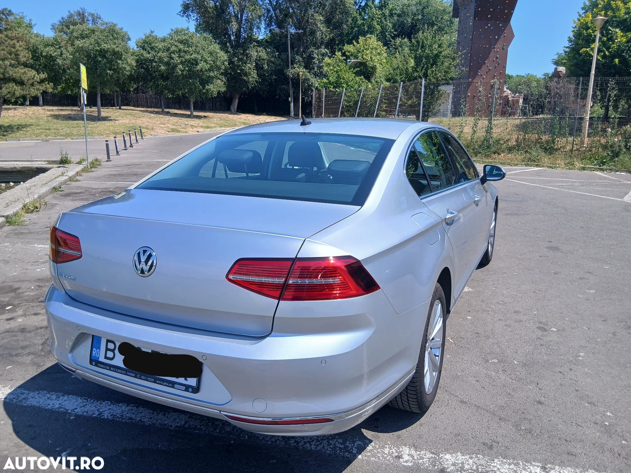 Volkswagen Passat 2.0 TDI DSG Highline - 2