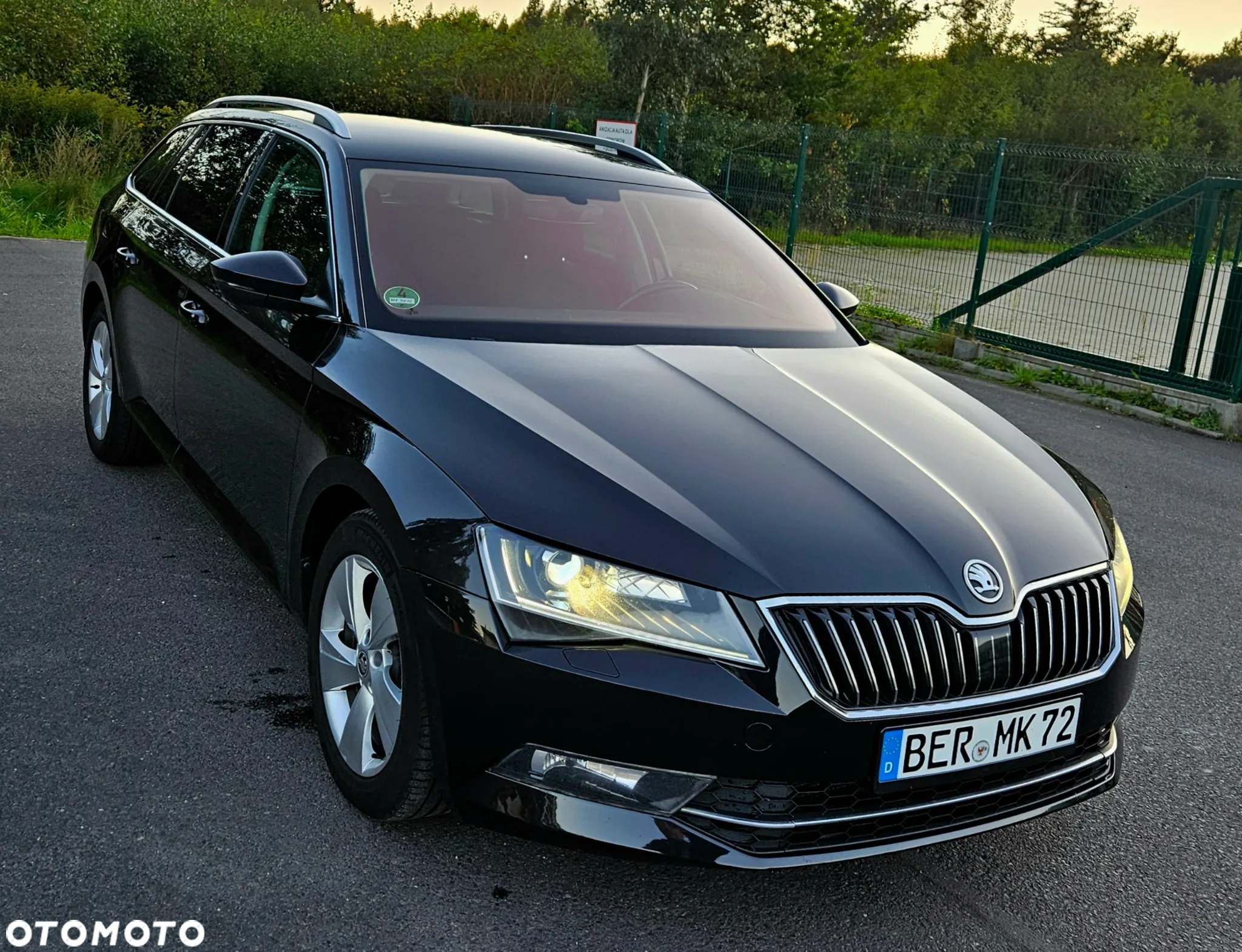 Skoda Superb Combi 2.0 TDI DSG Style - 2