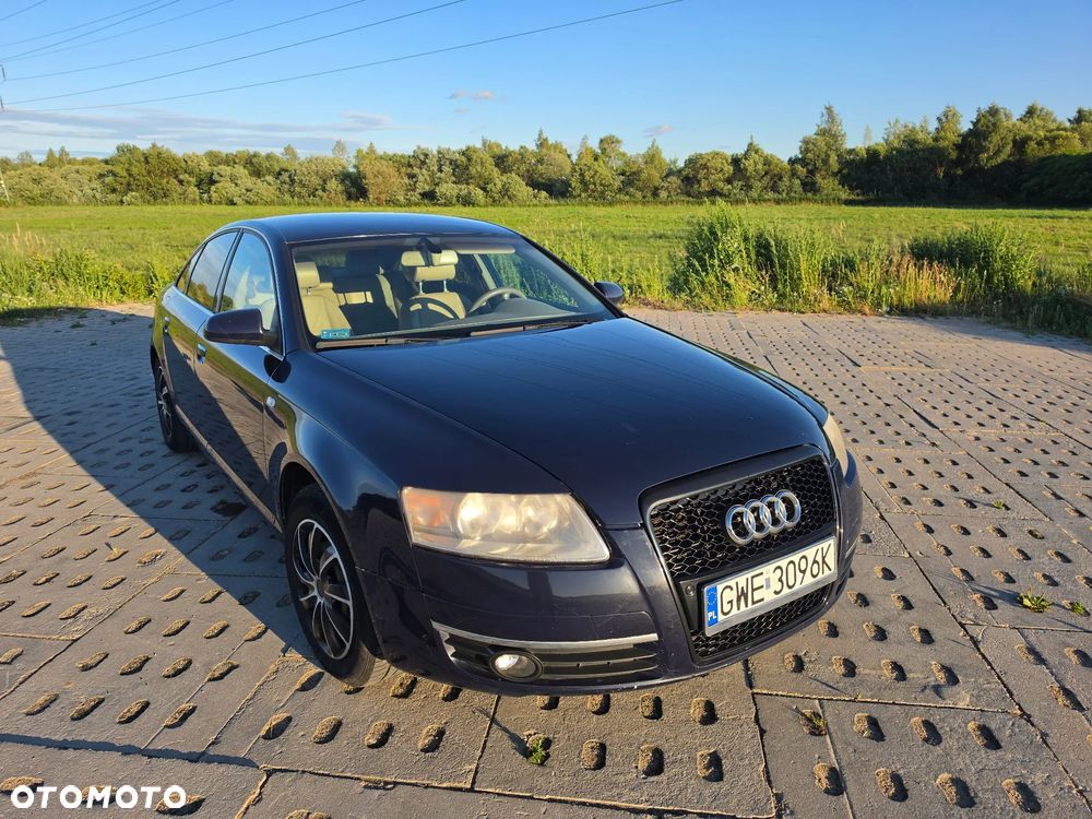 Audi A6 Limousine 2.4 - 2