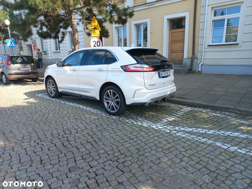 Ford Edge - 18