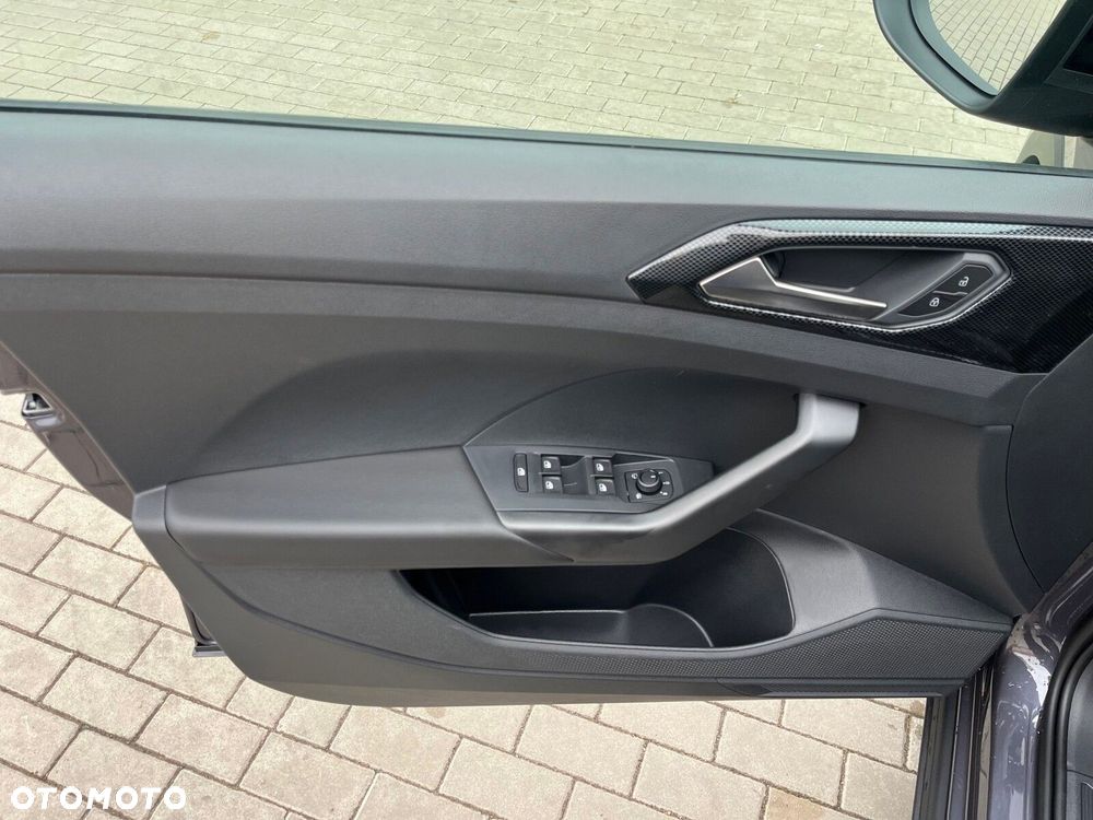 Volkswagen T-Cross - 26