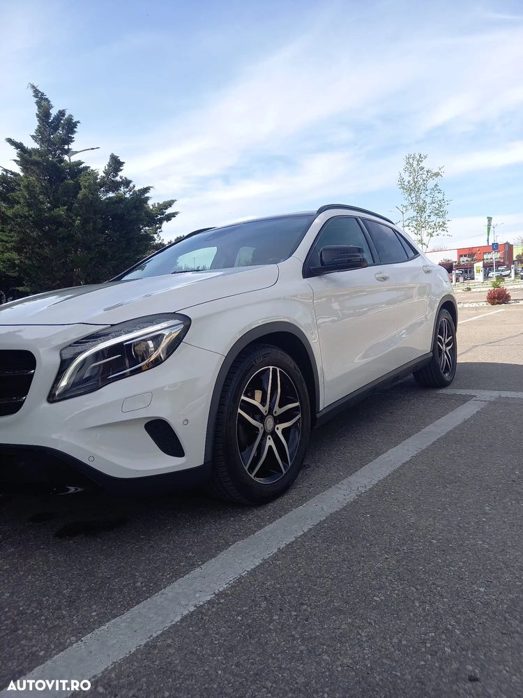 Mercedes-Benz GLA 220 CDI 4MATIC 7G-DCT Urban - 5