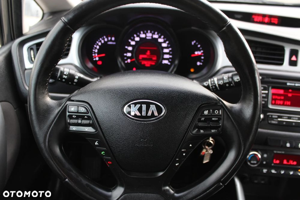 Kia Ceed 1.6 GDI Business Line - 21