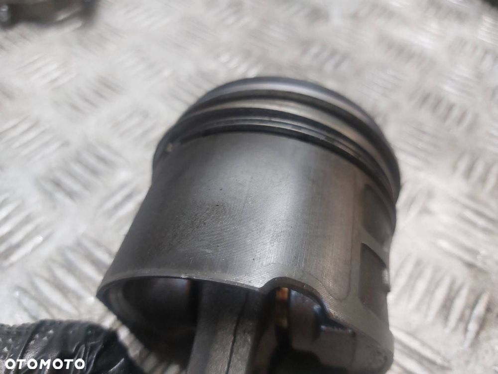 TŁOK + KORBOWÓD KOMPLET 4SZT BMW E39 520D - 4